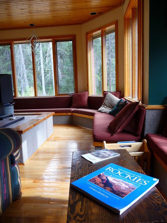 Hi Castle Mountain - Hostel Extérieur photo